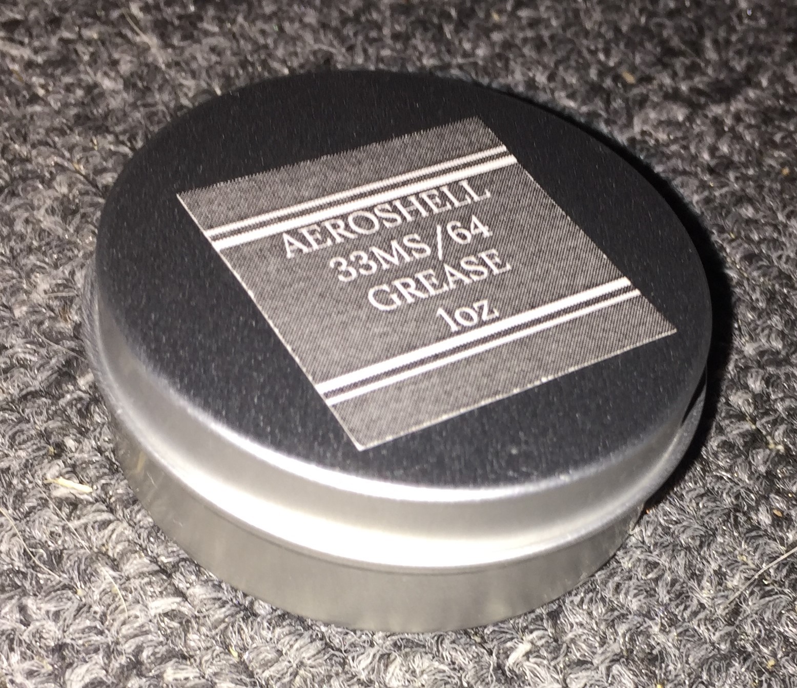 AeroShell 33MS/64 Barrel & Nut Lithium Moly Synthetic Grease-Mil Spec - 1oz Jar