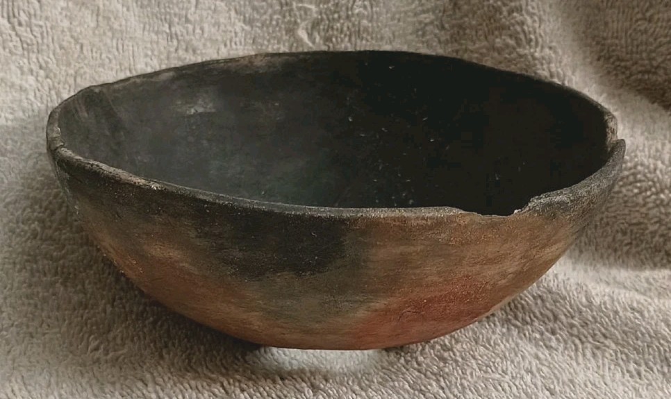 Great Antique Ancestral Pueblo Red Ware Pottery Bowl