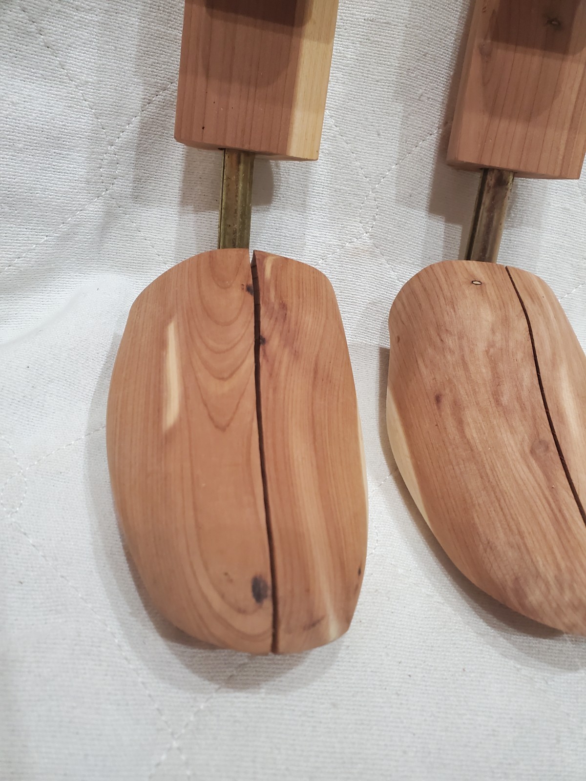 Cole Haan Shoe Tree Wood Split Toe Cedar - Size Large