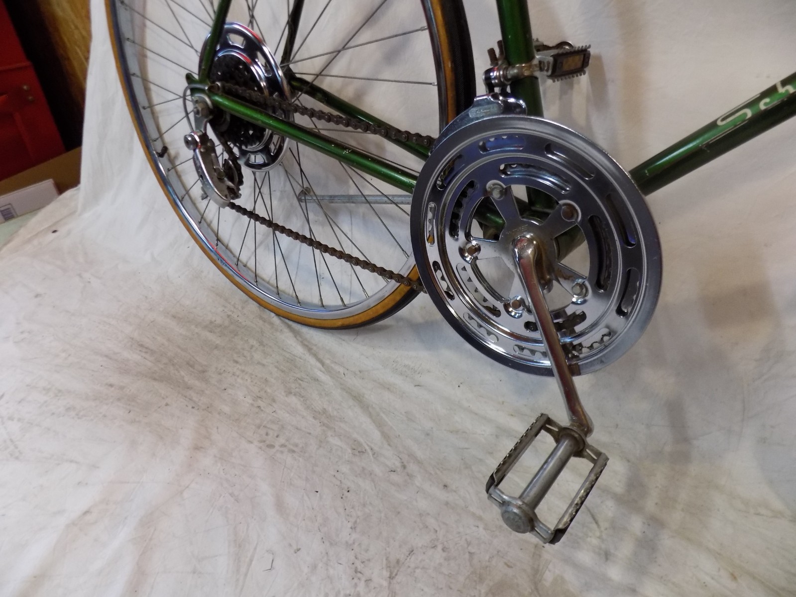 1972 SCHWINN VARSITY MENS 10-SPEED CAMPUS GREEN ROAD BIKE CONTINENTAL RACER 27