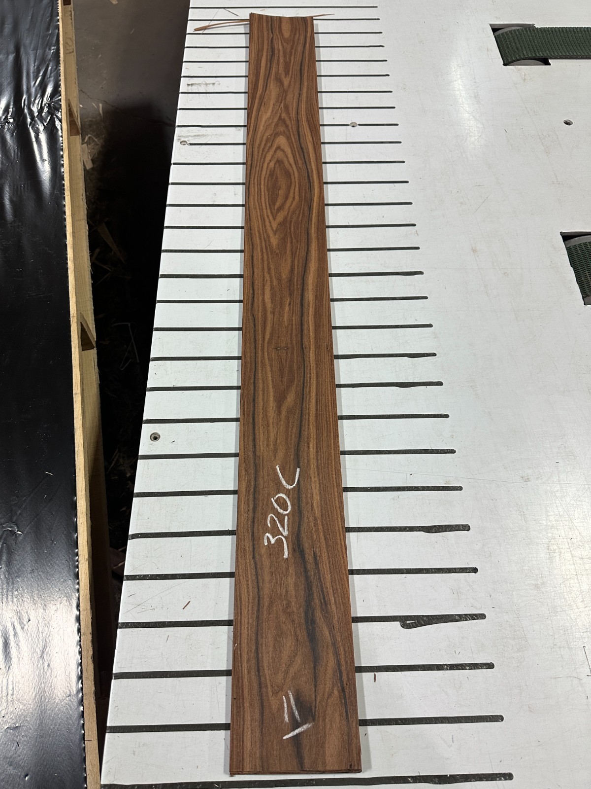 Santos Rosewood Raw Wood Veneer 2 sheets 50'' x 5'' 320C