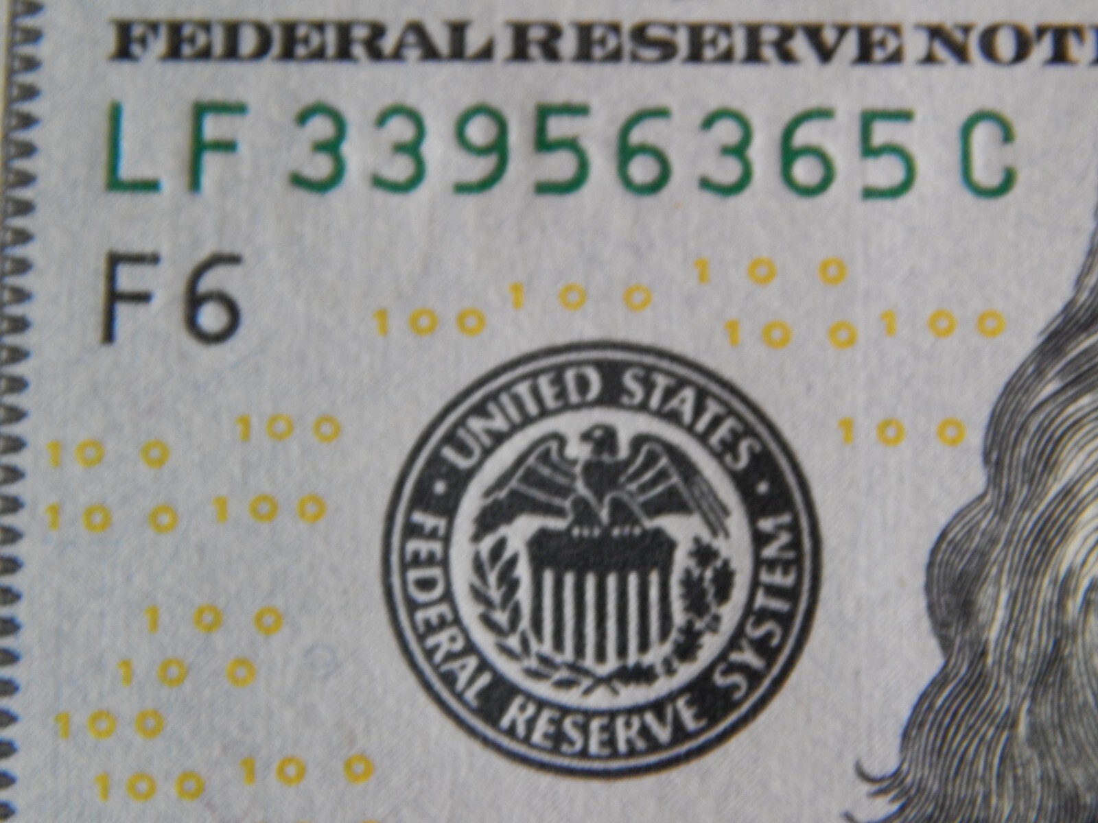 THE BRAND NEW U.S. $100 ONE HUNDRED DOLLAR BILL UNCIRCULATED ITEM #1736.