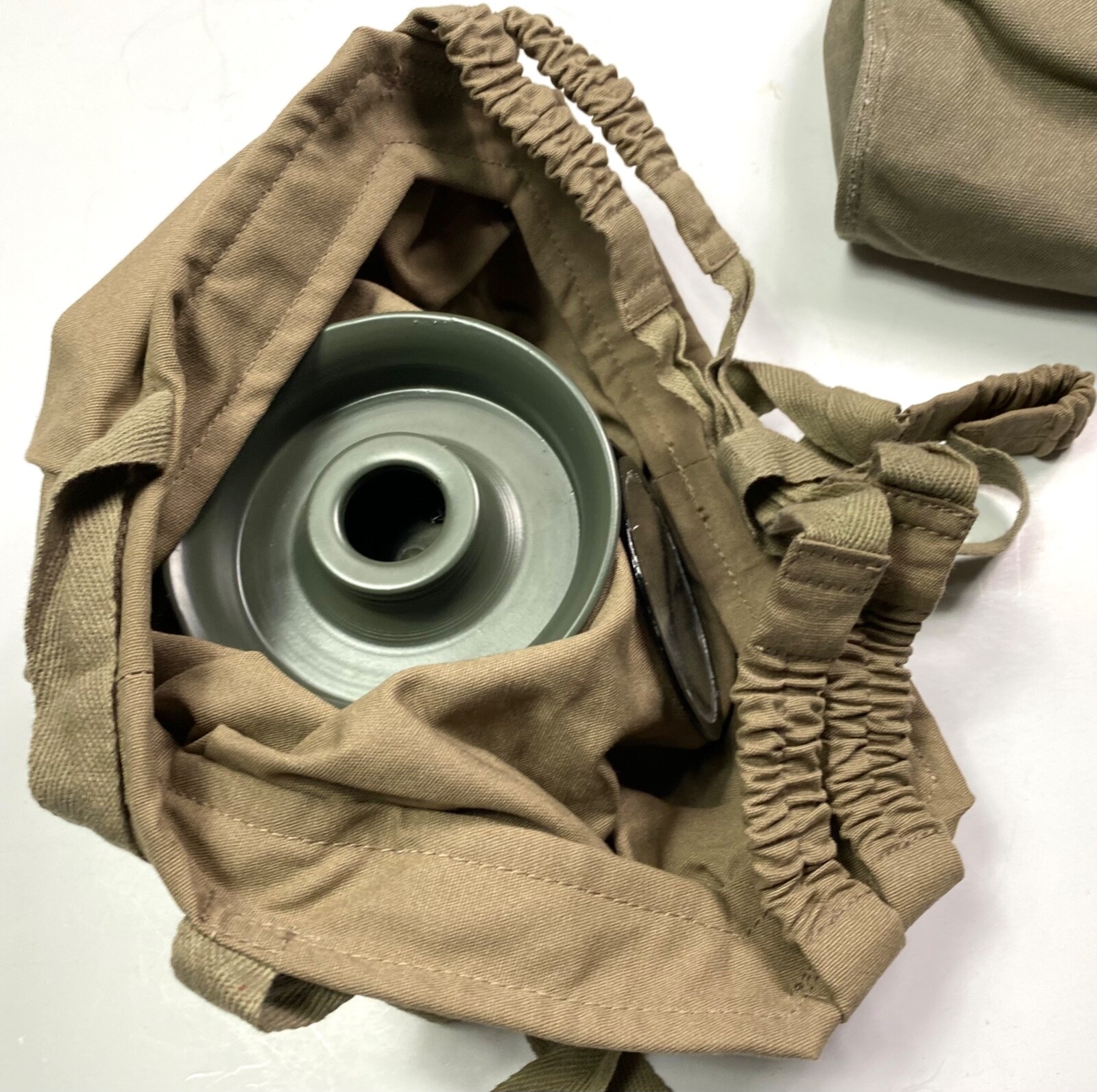 WWI GERMAN INFANTRY M1915 GASK MASK Gummimaske & CARRY BAG