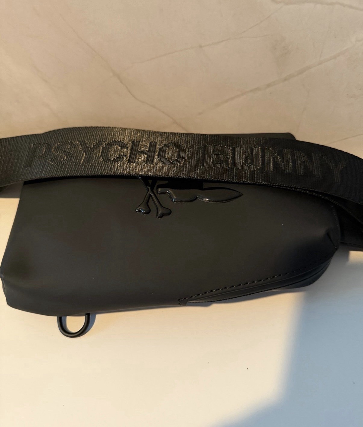 Psycho Bunny - Unisex Rubberized Crossbody BLACK