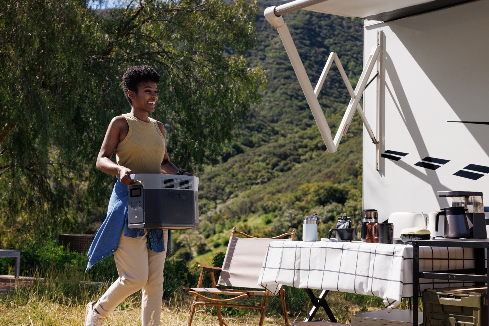 EcoFlow DELTA 2 Max Portable Power Station 2048Wh LFP, Certified Refurbished