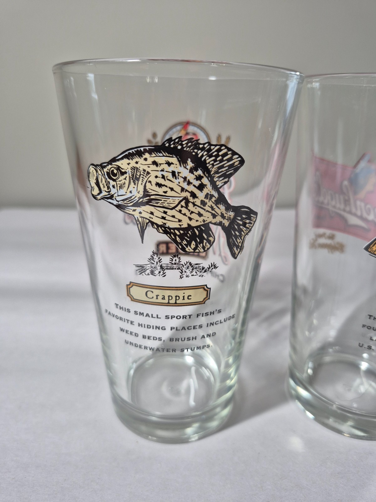 Set Of 2 Leinenkugel Fishing Beer Pint Drinking Glass Crappie & Largemouth Bass
