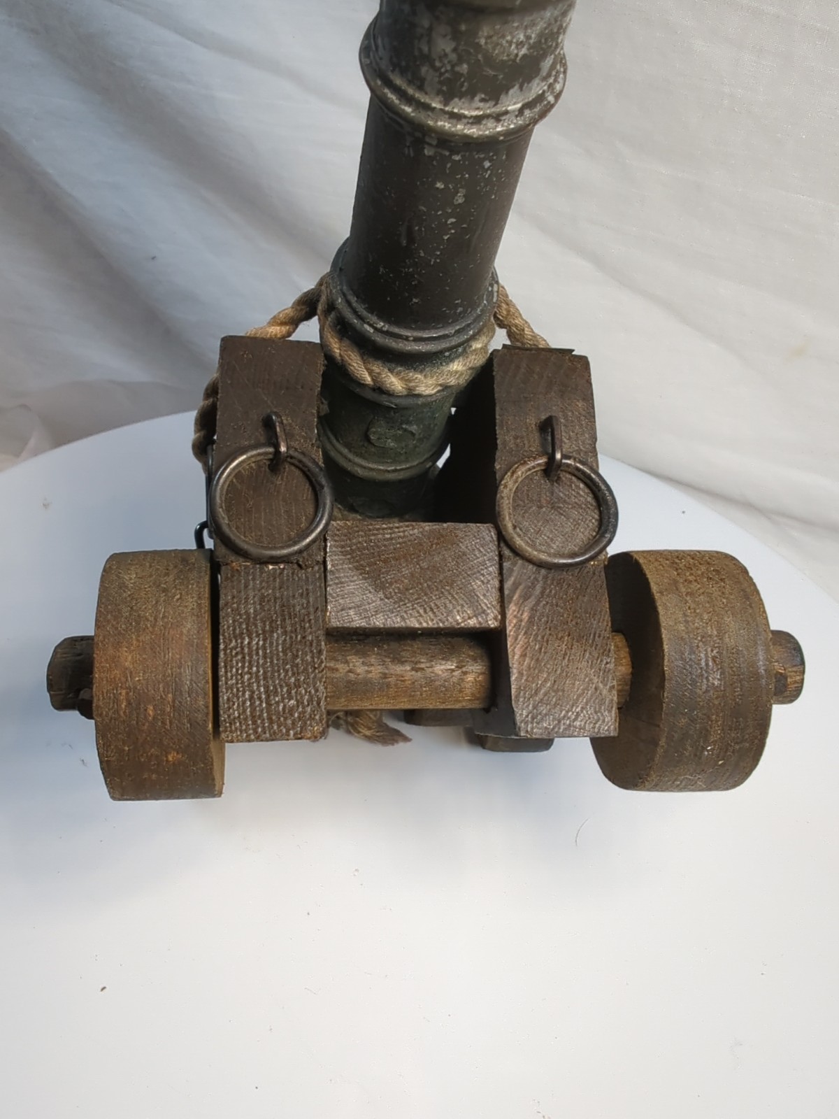 English Naval Cannon Replica XVII Century Cast Iron Oak Carriage NiceDetailing