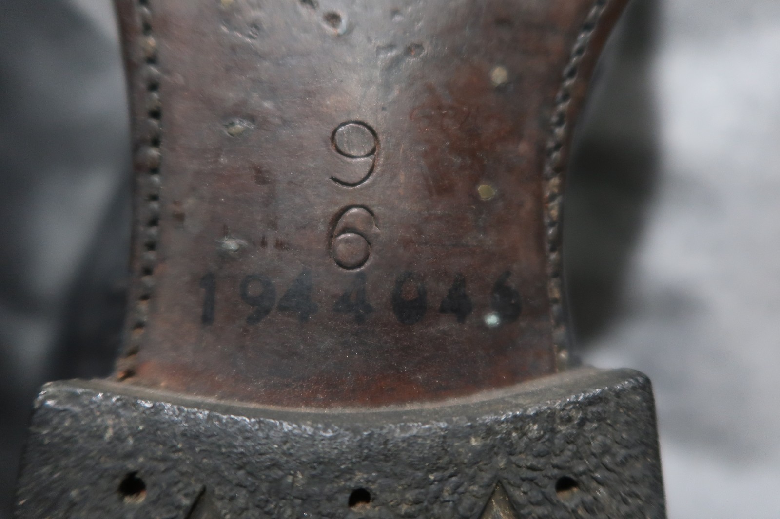 WW2 BRITISH ARMY AMMO BOOTS HOBNAILED LEATHER SOLES SIZE 9