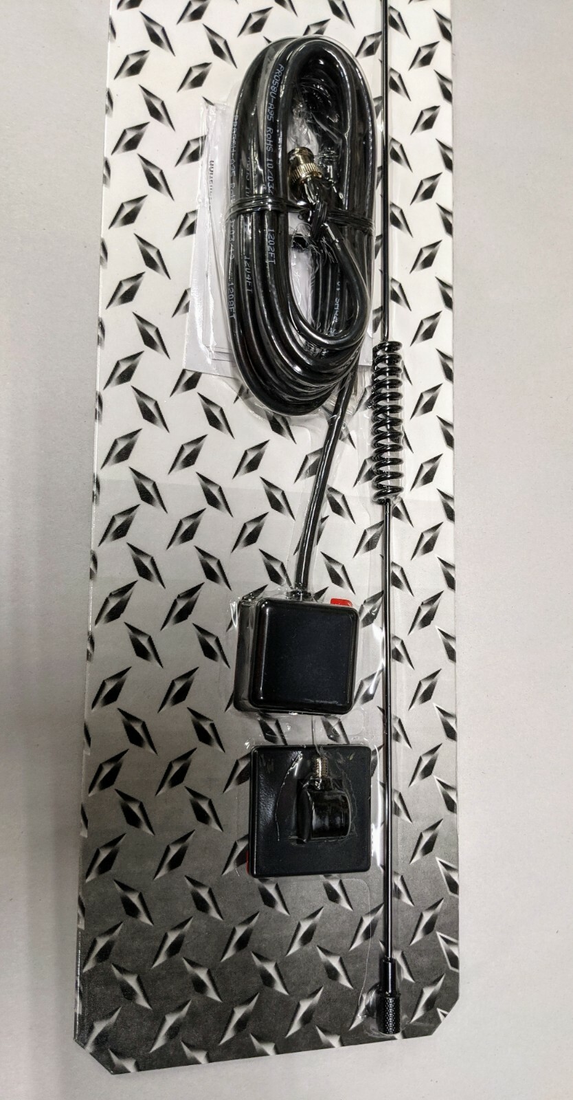 New Glass Mount Scanner Radio window antenna kit. easy install BNC connector