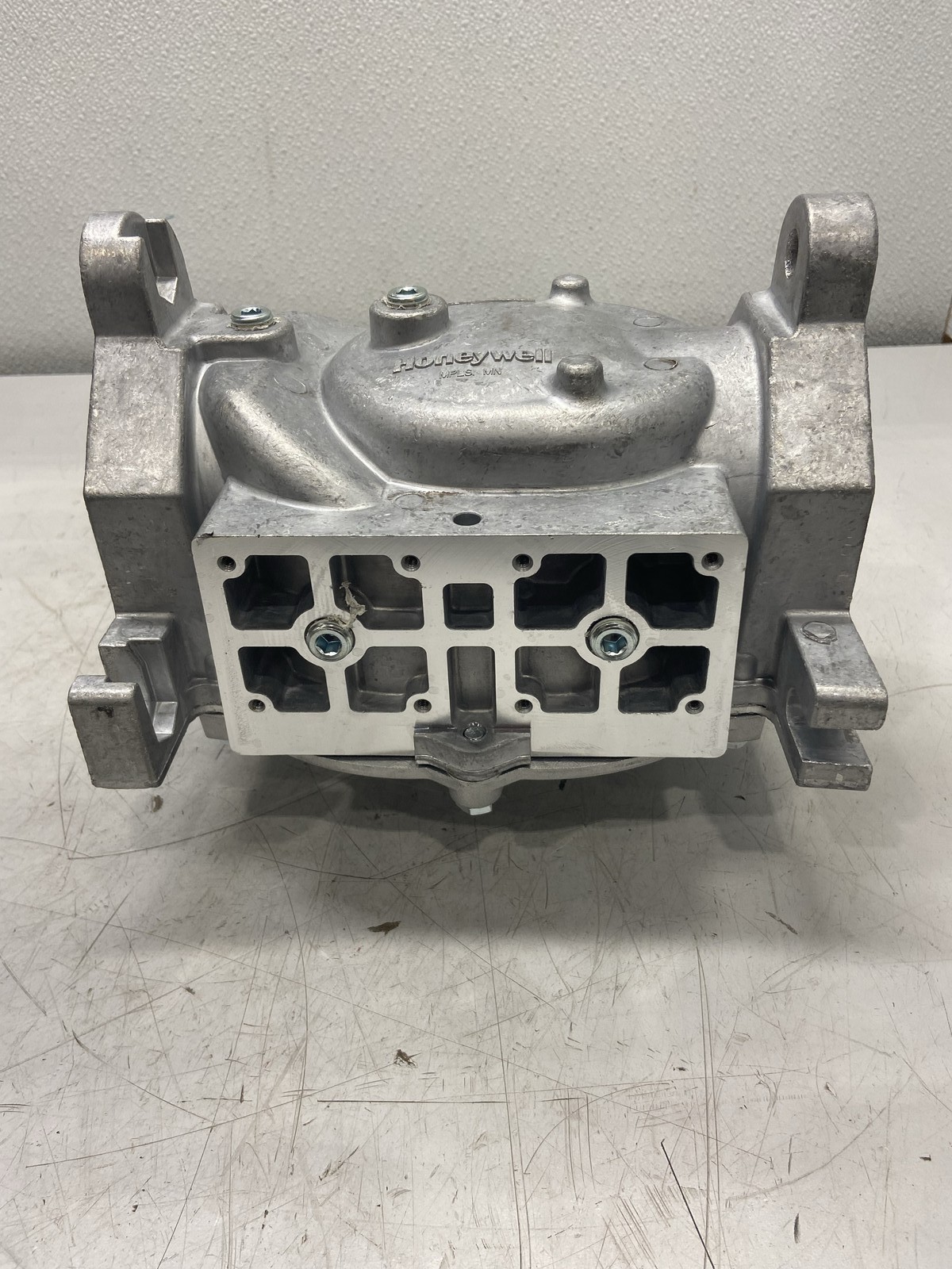 Honeywell Gas Valve Large Body Valve Train V5097C1018/U