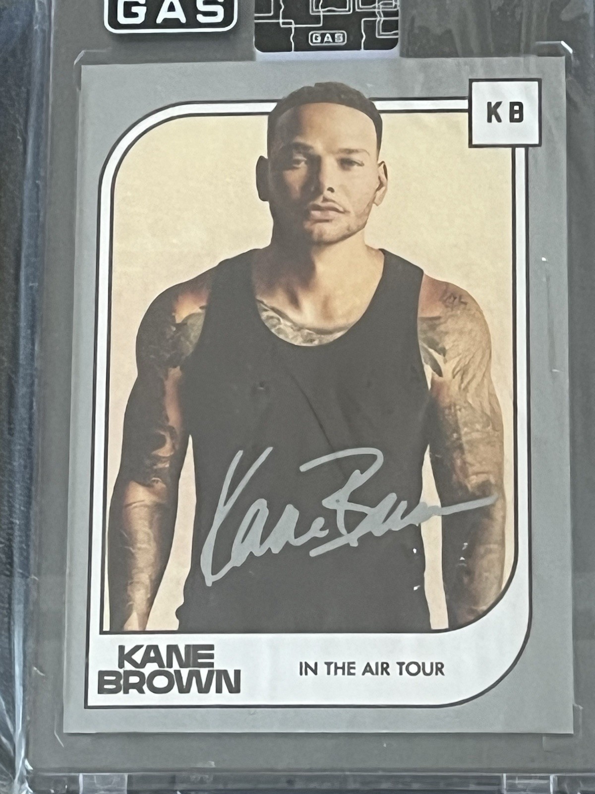 Kane Brown In The Air Tour Autographed Card in Case & Sealed Never Opened