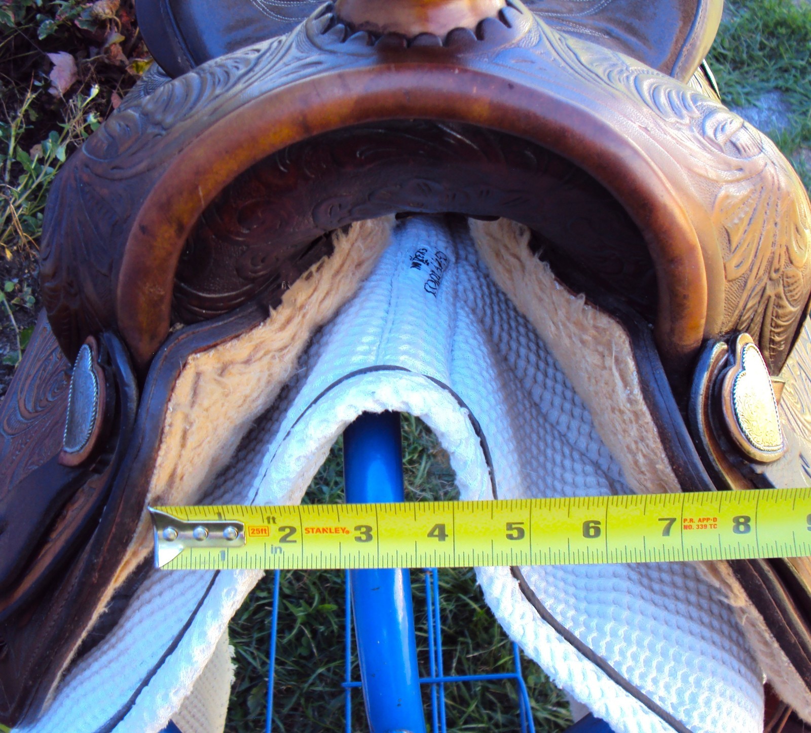 SIMCO Western Show / Parade Saddle- 15" -SILVER HEARTS- Tooled Design -STUNNING!