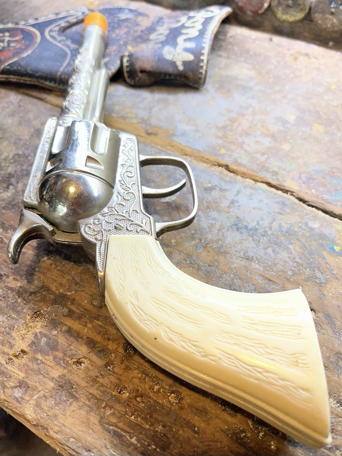 Vintage 1950’s Cowboy Hat Size 7, Cap Gun, (Works), And Holster.