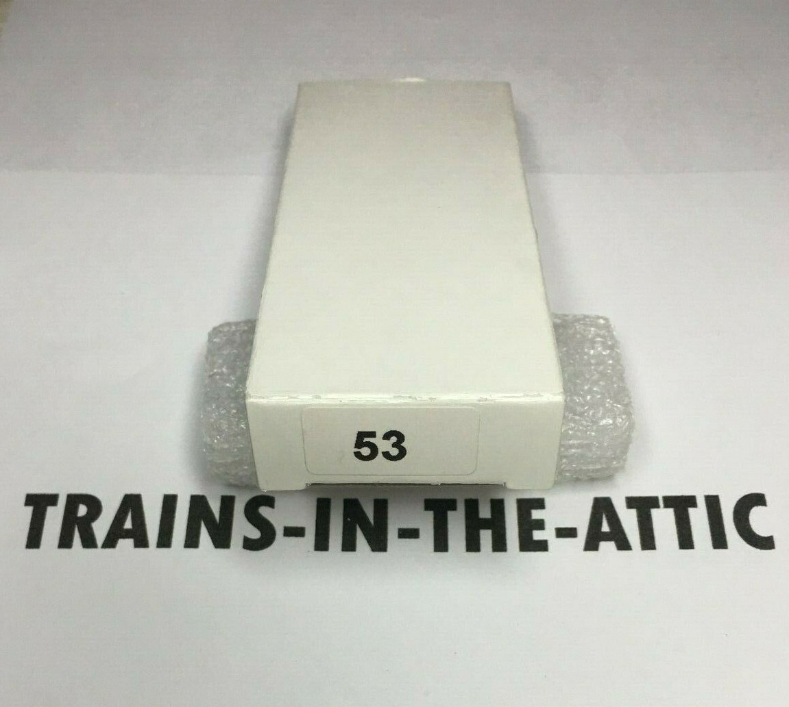 LIONEL # 53 BULB 10 EA NEW BULBS 14 VOLT BAYONET USE IN MANY LIONEL ACCESSORIES