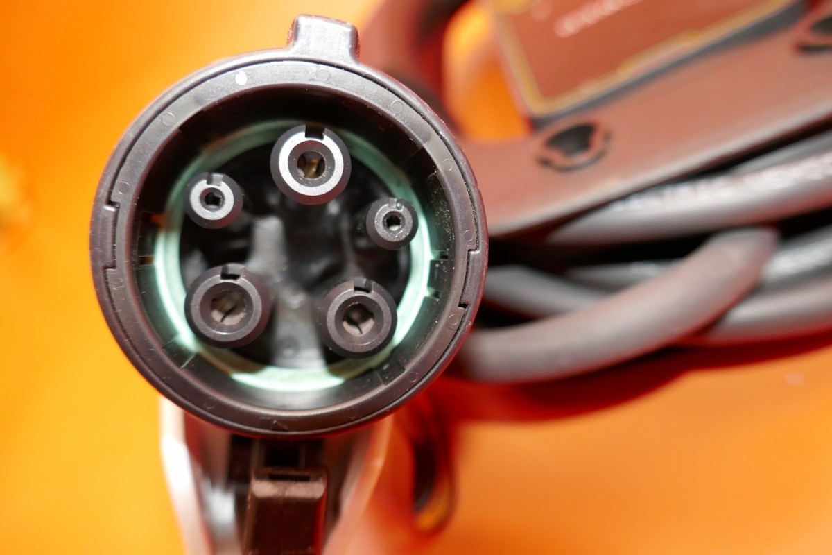 FORD CHARGING CABLE C-MAX FUSION 2016 2017 2018 2019 FM58-10B706AE OEM