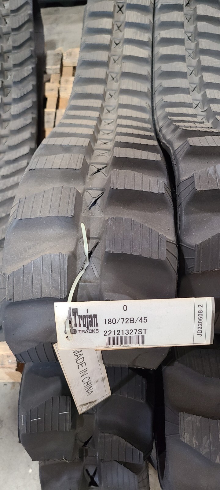 Rubber Track With Free Freight to Lower 48 180 X 72 X 45 Fits Bobcat Boxer Gehl