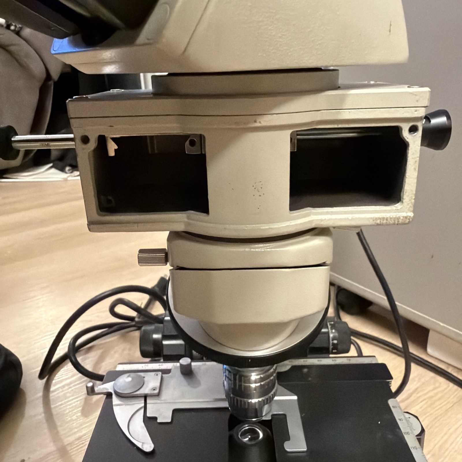Nikon Optiphot Microscope w/ 2 objective lenses