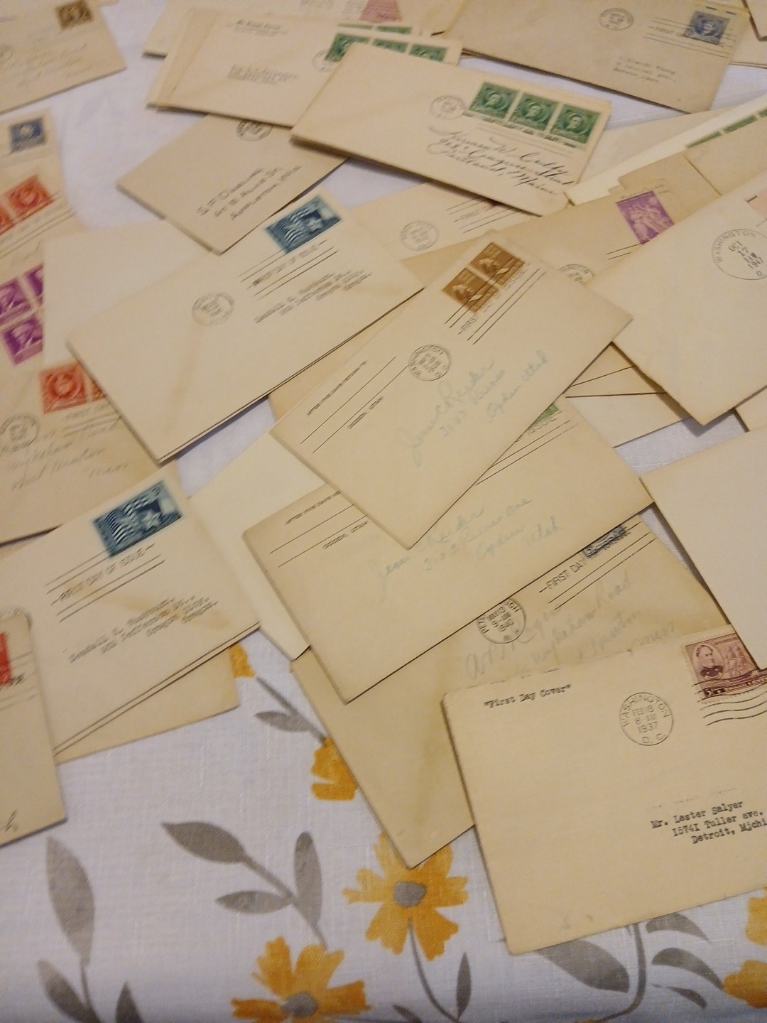 U.S.-1930's-40's-50's-60's-lot of 100 Early Postal Covers Random Pull FDC Estate