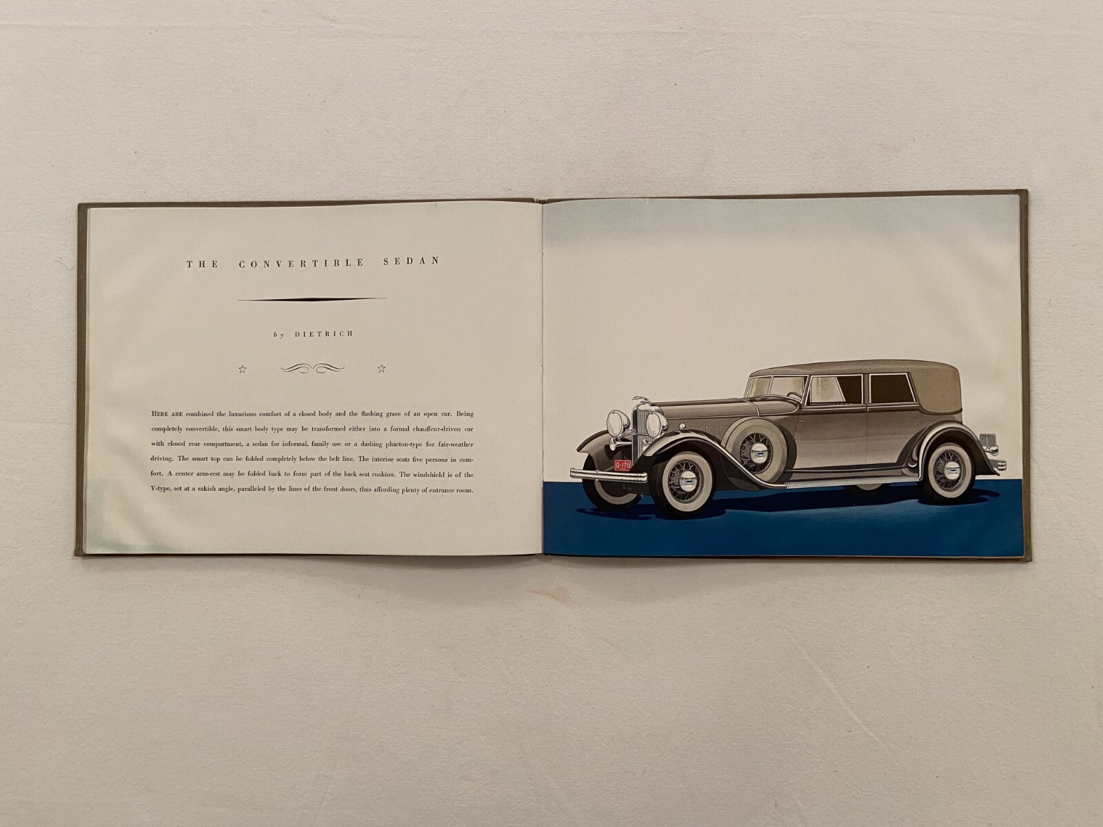 CA 1931 LINCOLN TWELVE CYLINDER MOTOR CARS HARDBOUND ORIGINAL FULL-COLOR CATALOG