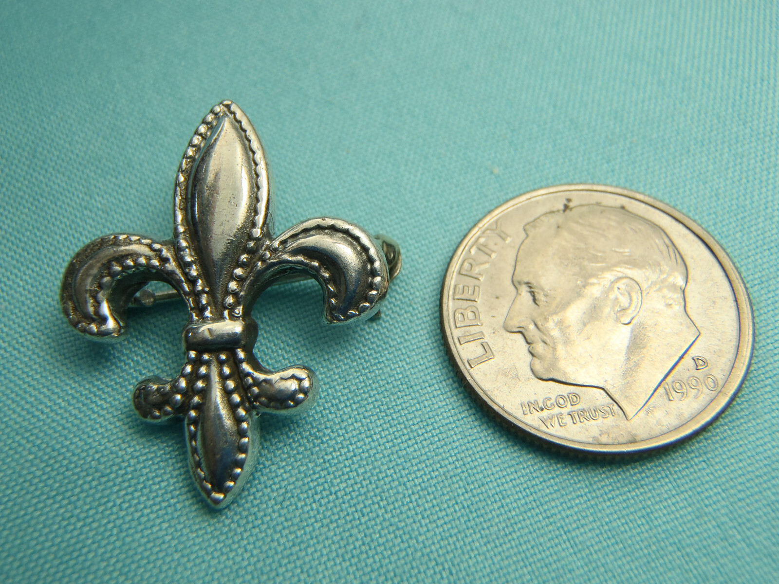 Estate Sterling Silver Fleur De Lis Brooch Pin Pendant 23mm x 19mm 2.0 Grams