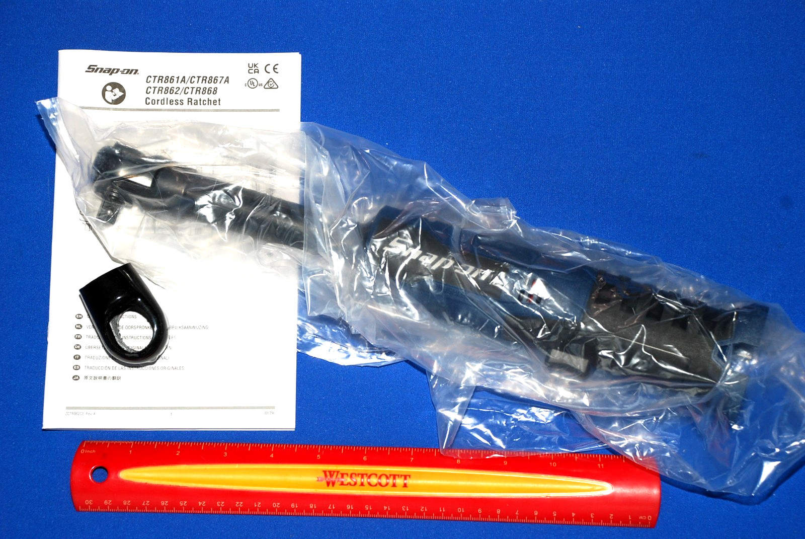 Snap-On NEW 14.4 V MicroLithium 3/8" Drive Blue Long-Neck Ratchet CTR867AMBDB