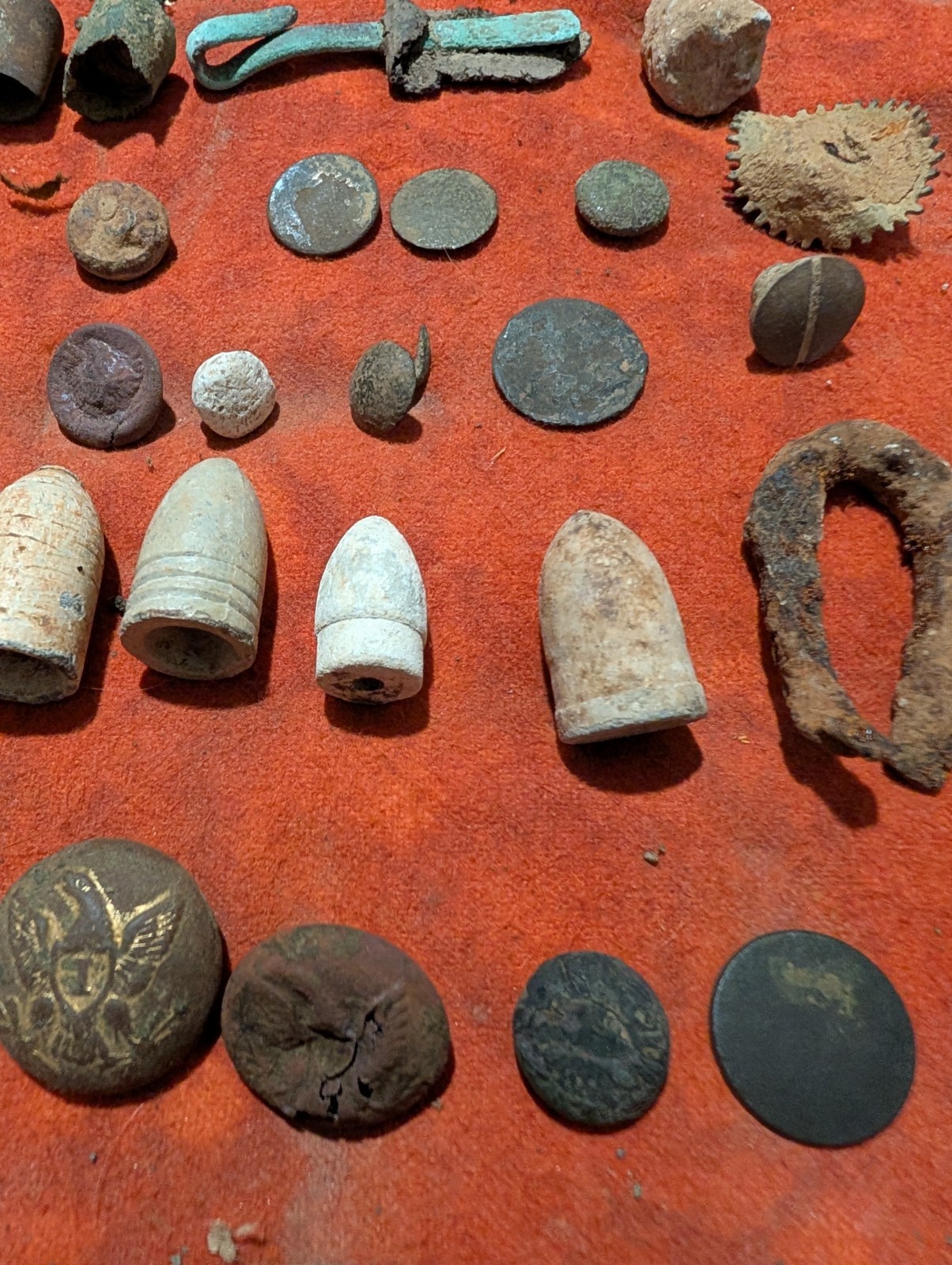 Civil War Bullets, Assorted Relics Eagle I Buttons Flat Buttons Waterloo Al