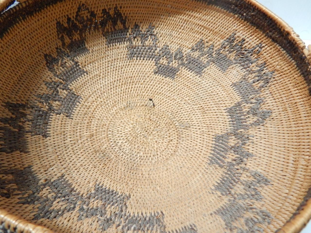 ANTIQUE HISTORIC 19th C. LARGE WASHOE CALIFORNIA INDIAN BASKET STORAGE BOWL b