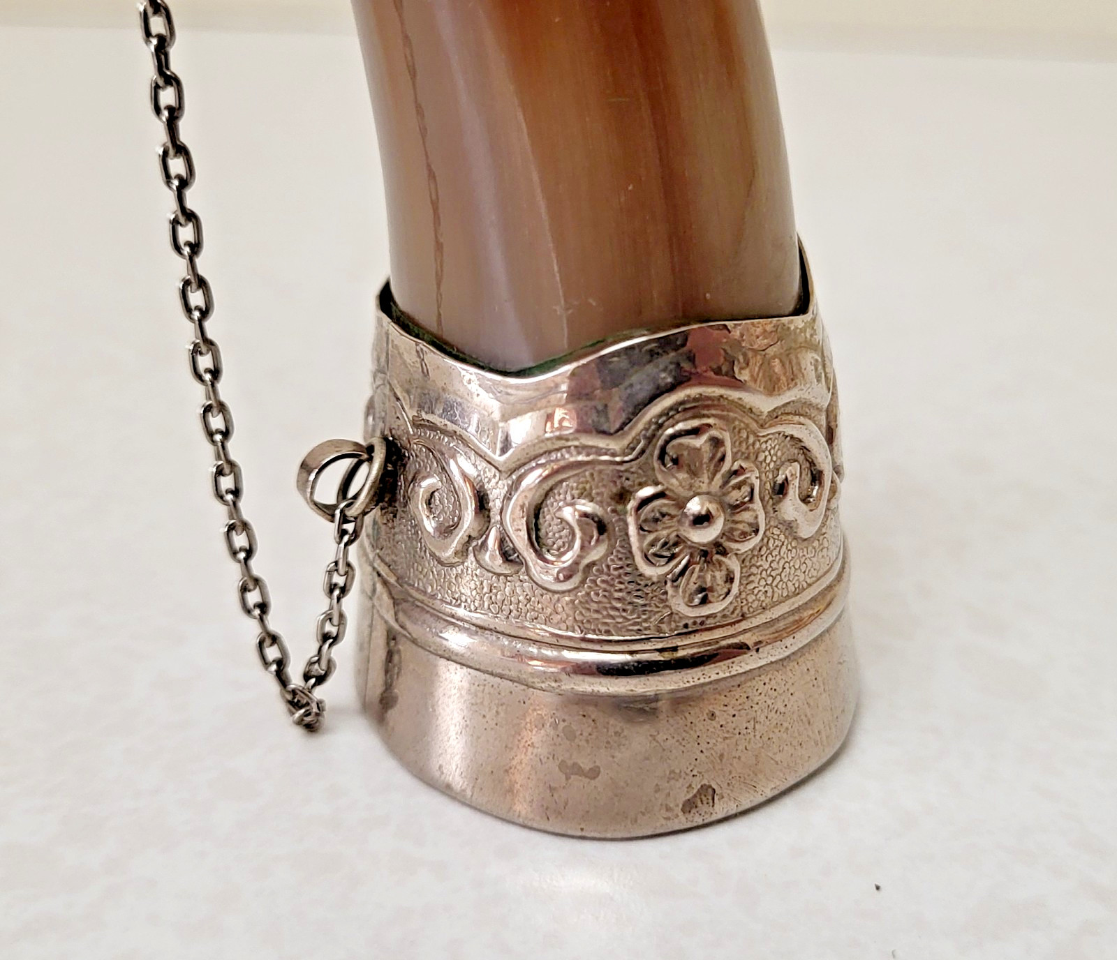 Vtg Horn Wine Cup Silver Trim Embossed Chain Ceremonial Ox Bull Bovine Scottish