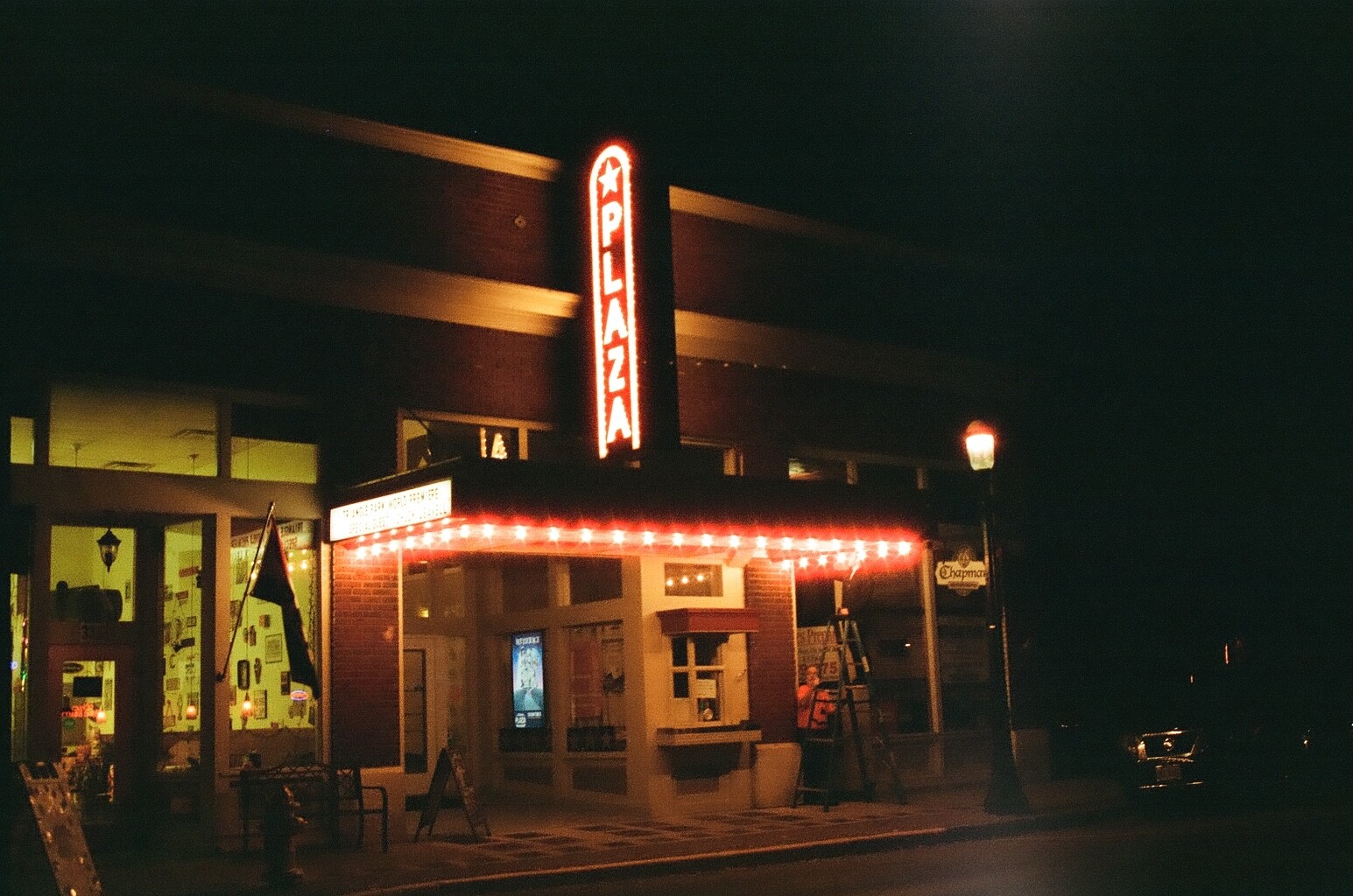 Cyberpunk 400D 36 exp C41 35mm Color Negative Film NO REMJET Kodak Vision3 250D