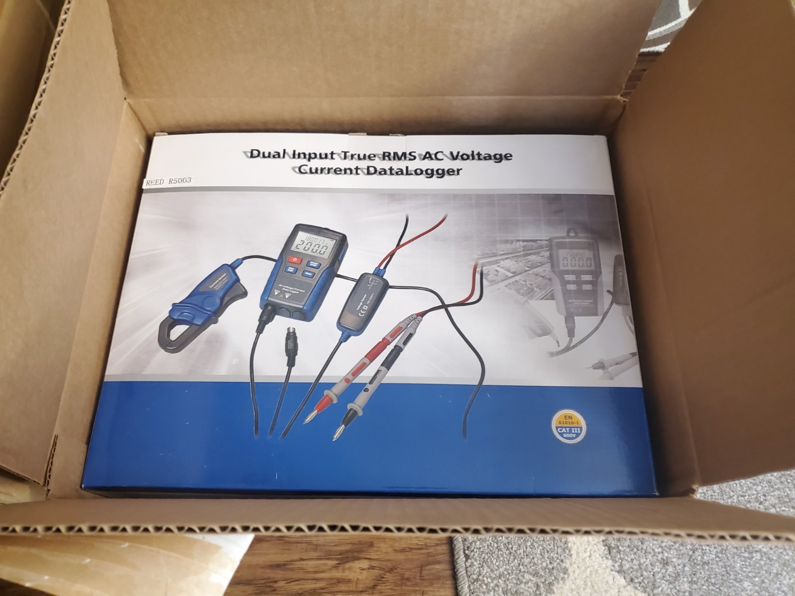 REED INSTRUMENTS R5003 Dual Input True RMS AC Voltage/Current Datalogger