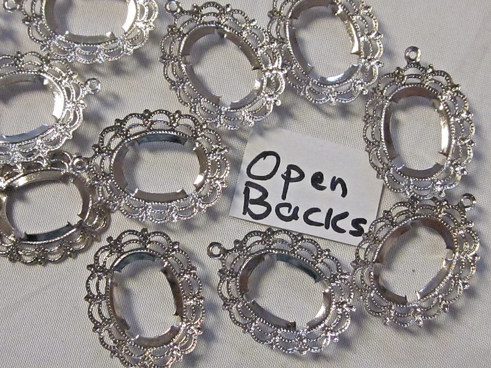 12 Rare Prong Set SILVER Plated 13x18mm Oval Cameo Pendant Settings w/ Hang Loop