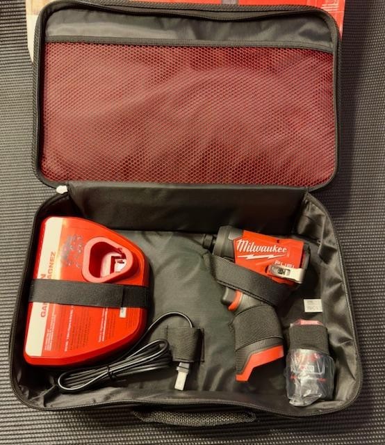 New! Milwaukee M12 FUEL 12V 1/4" Brushless CordlessDriver Kit (3453-21)