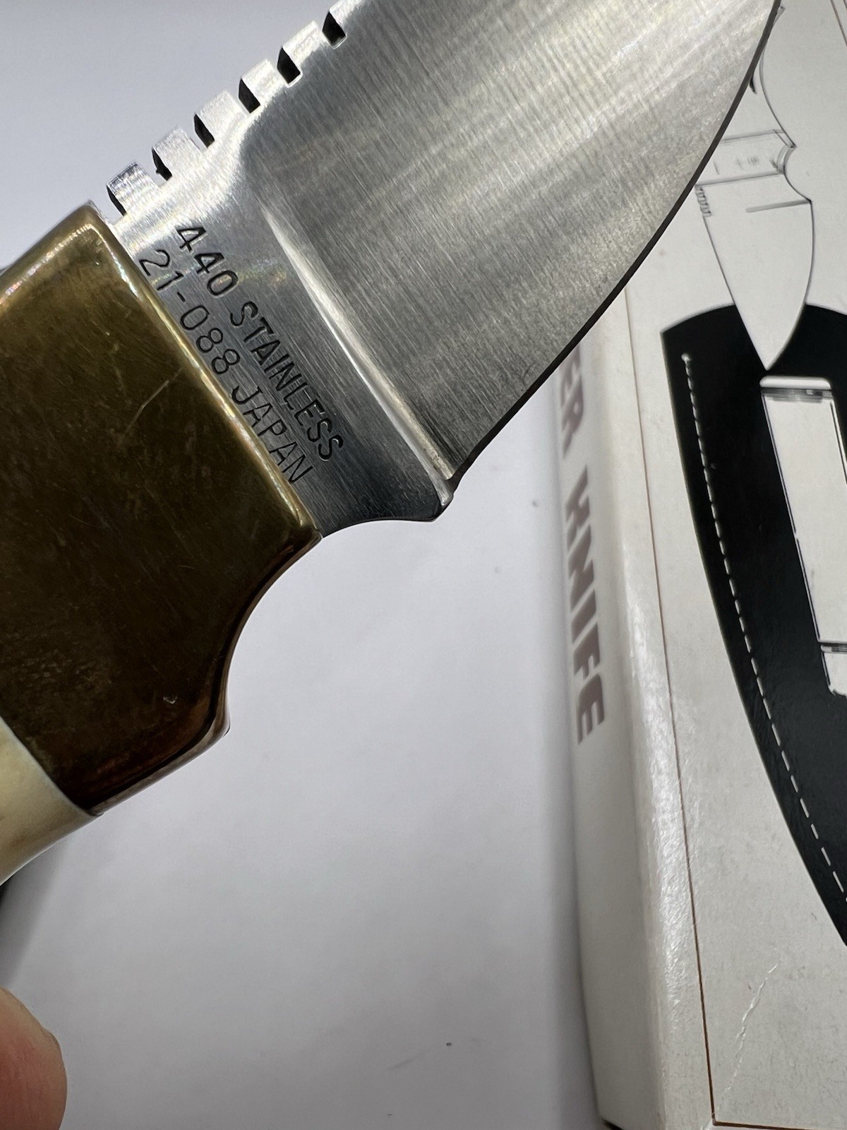 Gutmann Explorer vintage stag horn handle knife with box sheath