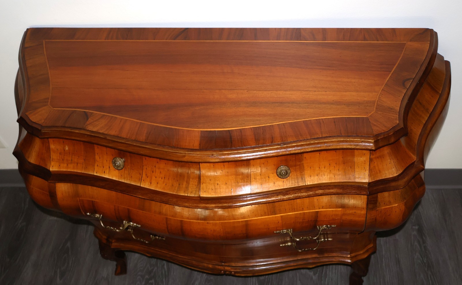 Italian Louis XV Bombe Serpentine Commode Chest Walnut Olivewood Veneer, Italy