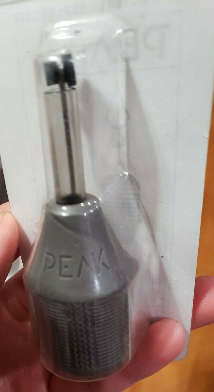 LOT OF 24 PEAK CARTRIDGE GRIPS