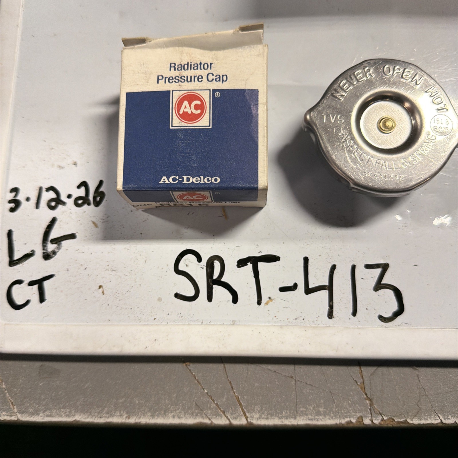 Genuine  AC Delco GM Radiator Pressure Cap 861050, RC15,  RC-15, Vintae NOS
