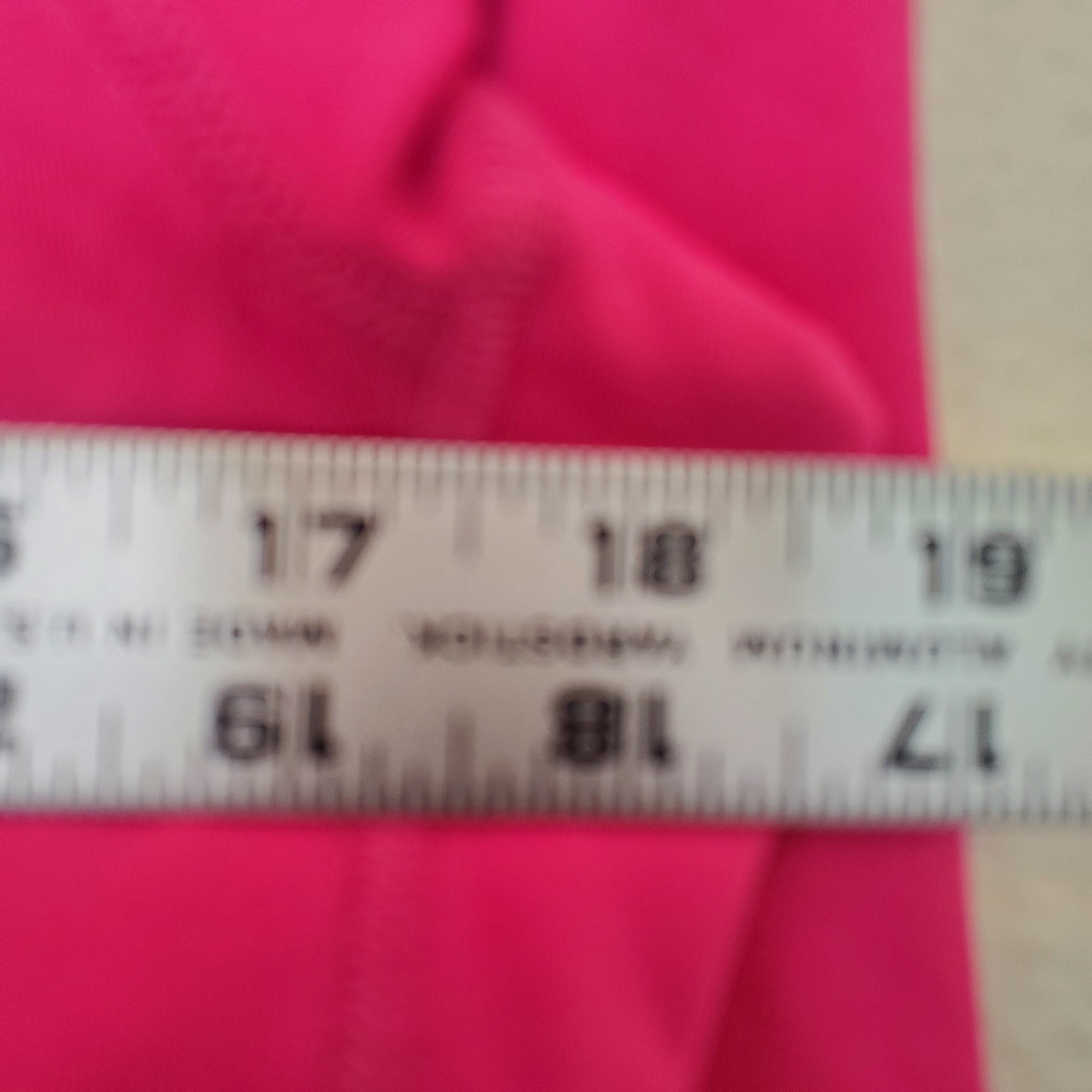 Nike Pro Women's Medium M Long Sleeve Compression Base Layer Shirt Hot Pink