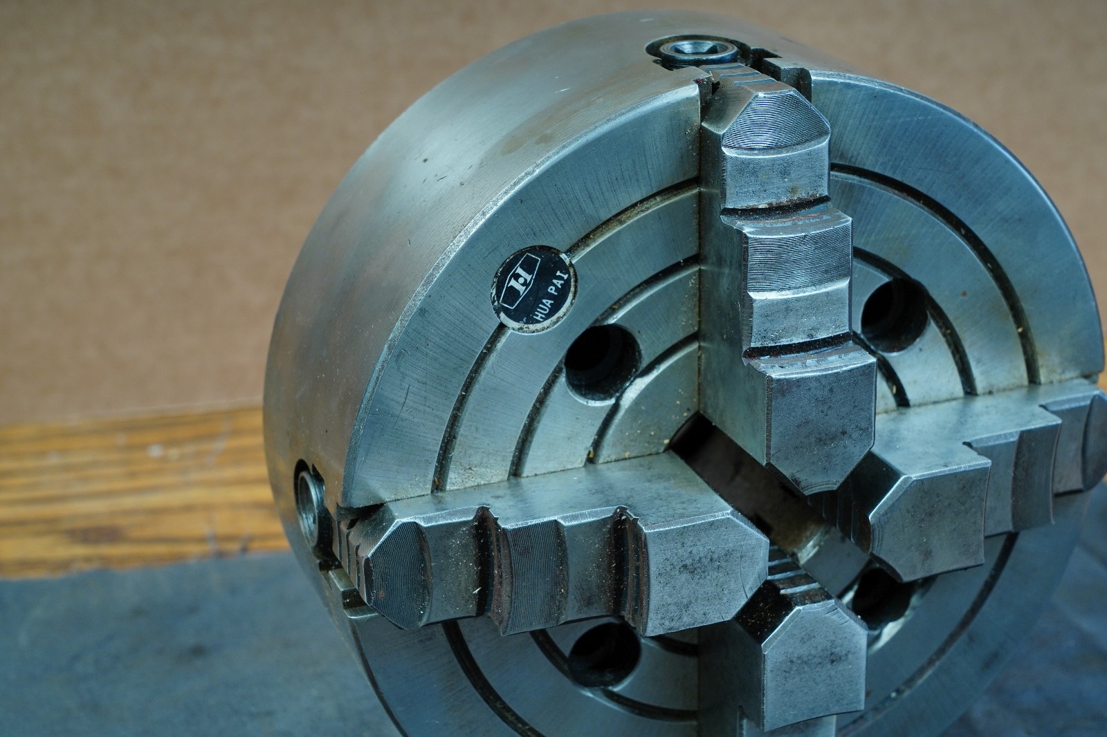 8" 4-Jaw Metal Lathe Chuck Hua Pai with unfinished D1-5 backing Plate