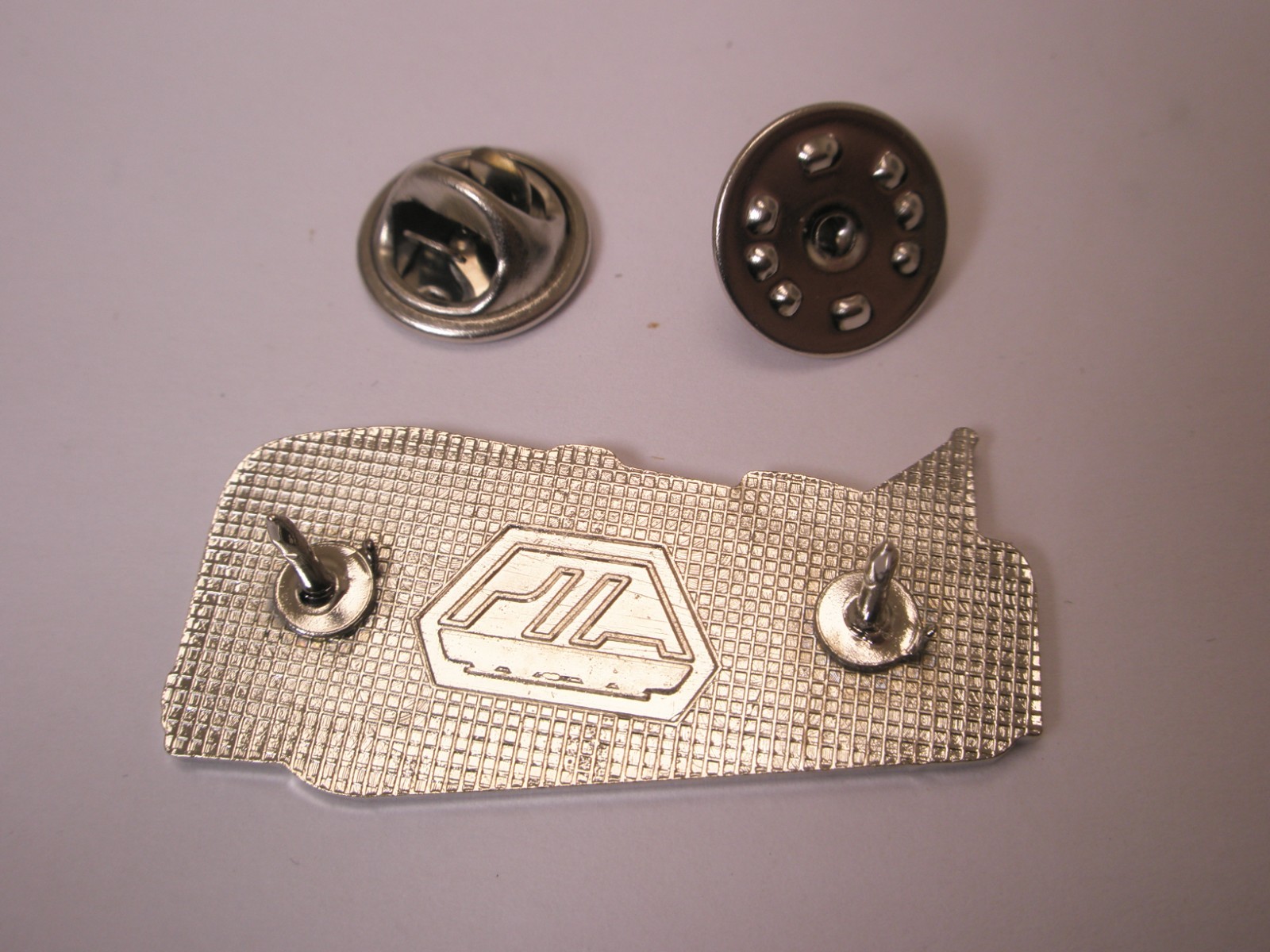 Boston Elev Railway Car 3037 Transit Train MBTA Vintage Tie Tack Lapel Pin a01