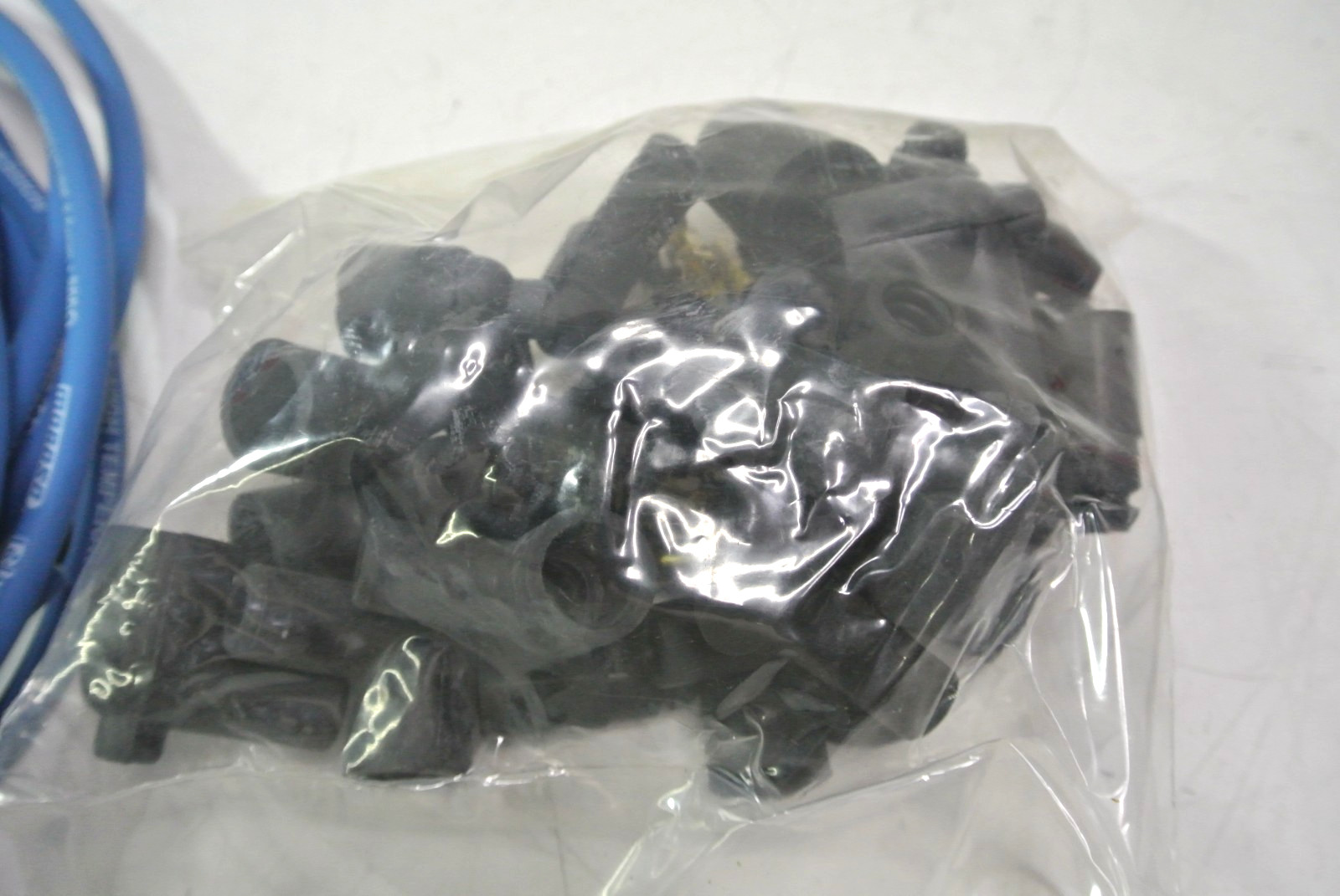 MOROSO 73226 Blue Max spiral core Blue universal fit 8MM 8 cylinder wire set