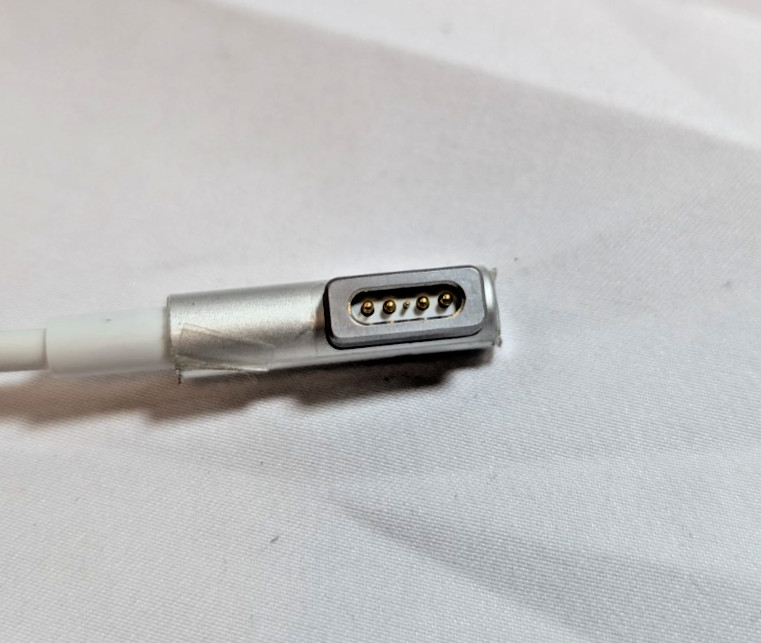 Apple MagSafe 1 85W Power Adapter Charger A1343 for Older MacBook Pro Air L-Tip