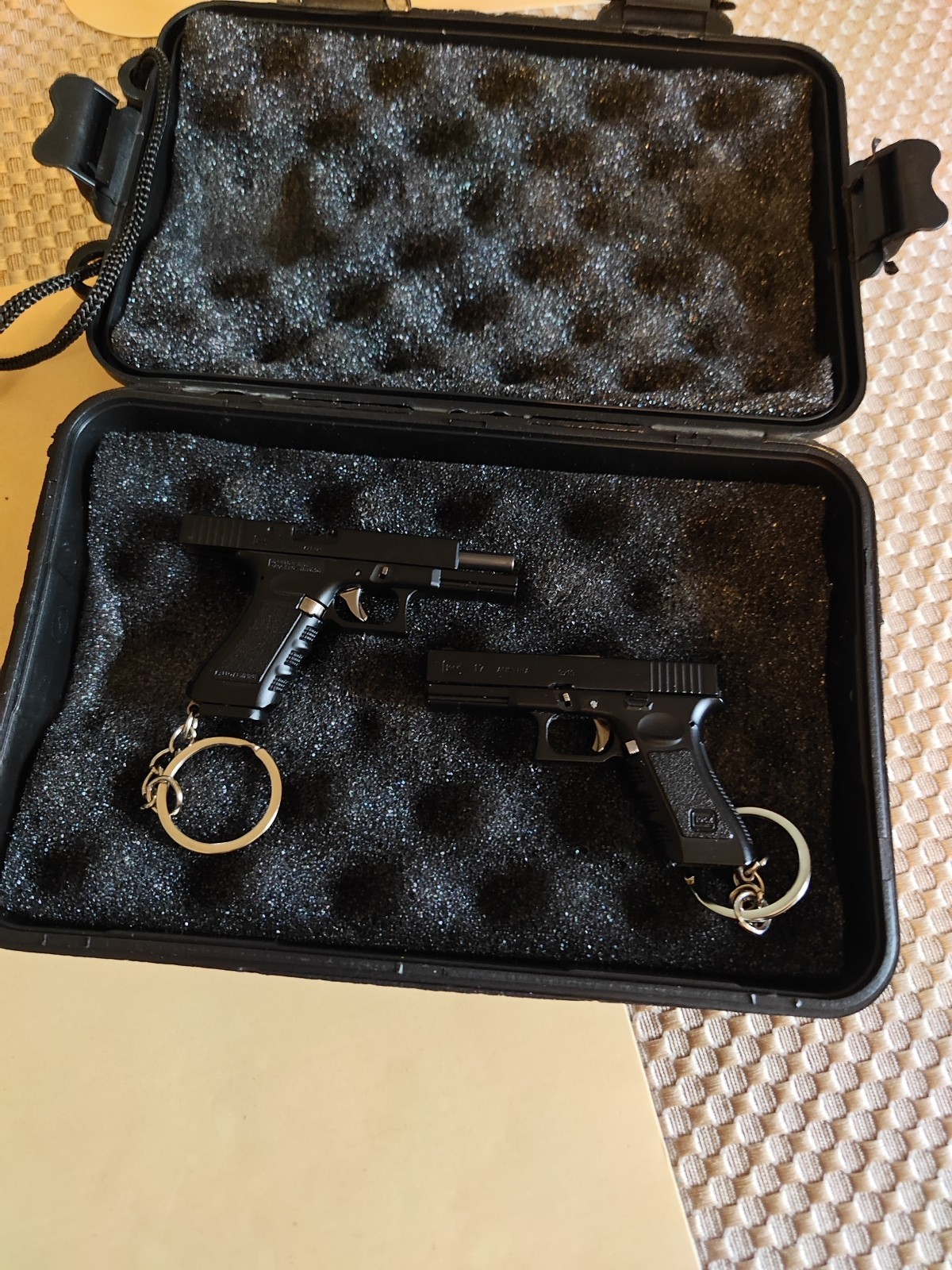 2 GL0CK 17 Mini Firearm Gun Pistol KEYCHAIN & Coast Flashlight, Includes Case