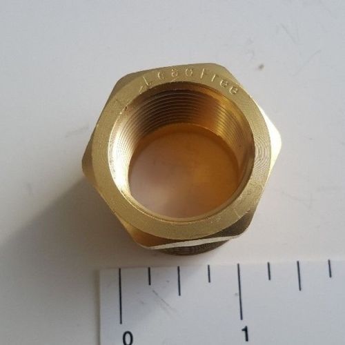 1) 1" MALE X 3/4" FEMALE NPT PIPE THREAD HEX REDUCER BUSHING - LEAD FREE BRASS