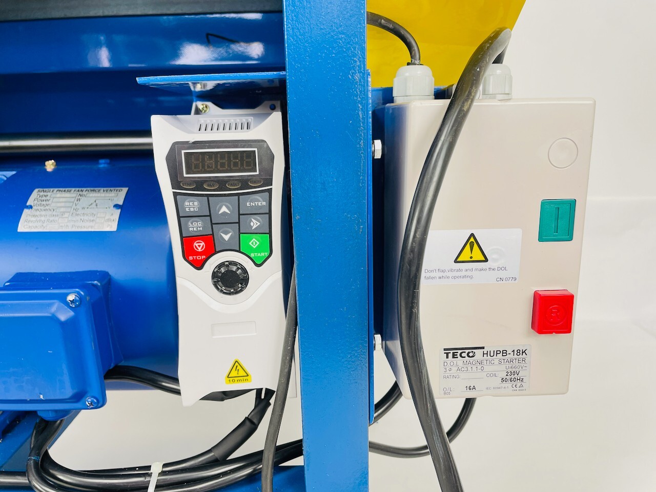 BLUEROCK ® Model 945-VS Variable Speed Wire Stripping Machine Copper Stripper