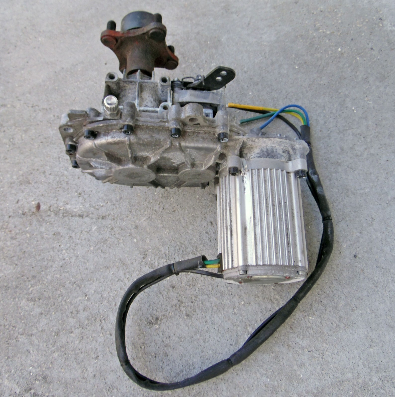 Right Rear Drive Motor & Transmission for Ryobi 42" ZT480ex 48v Zero Turn Mower