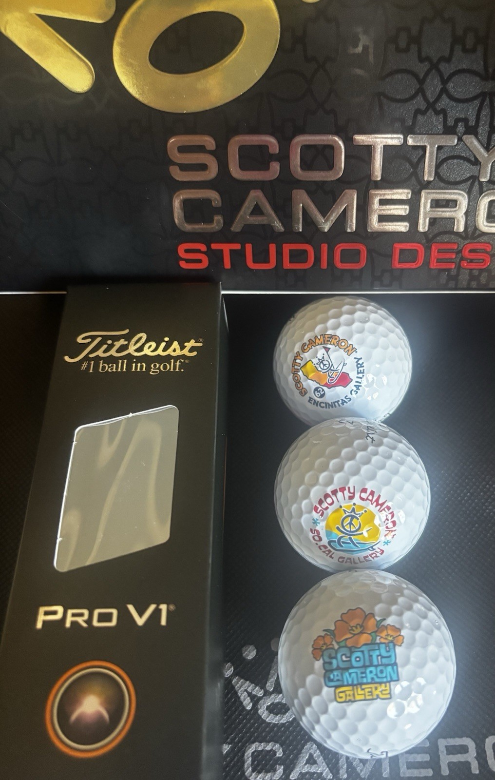 New Scotty Cameron Gallery Golf Balls Set Of 3 So Cal Peace Surf Pro V1 Titleist