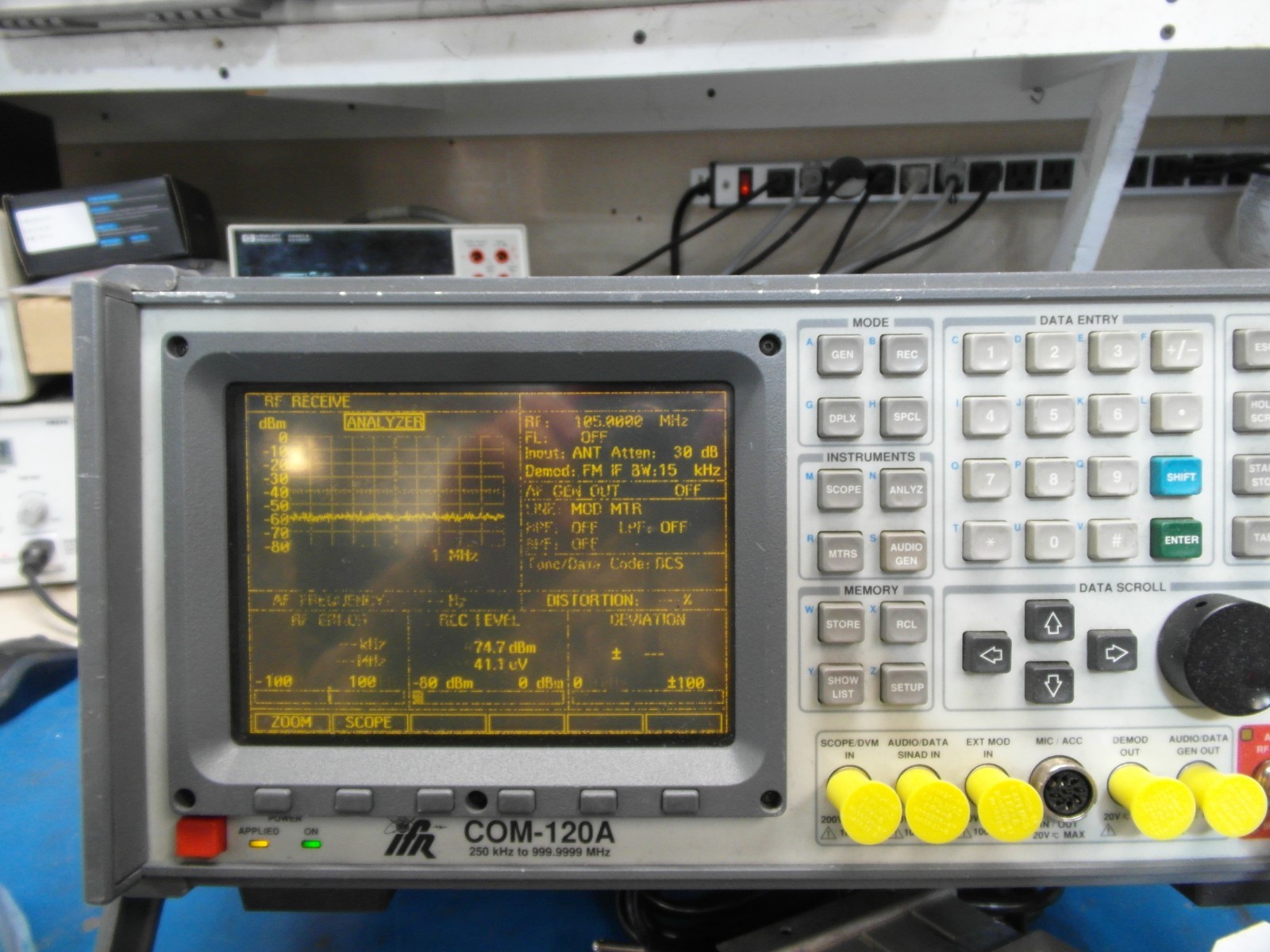 Aeroflex IFR COM-120A Communication Service Monitor CALIBRATED LOADED READ