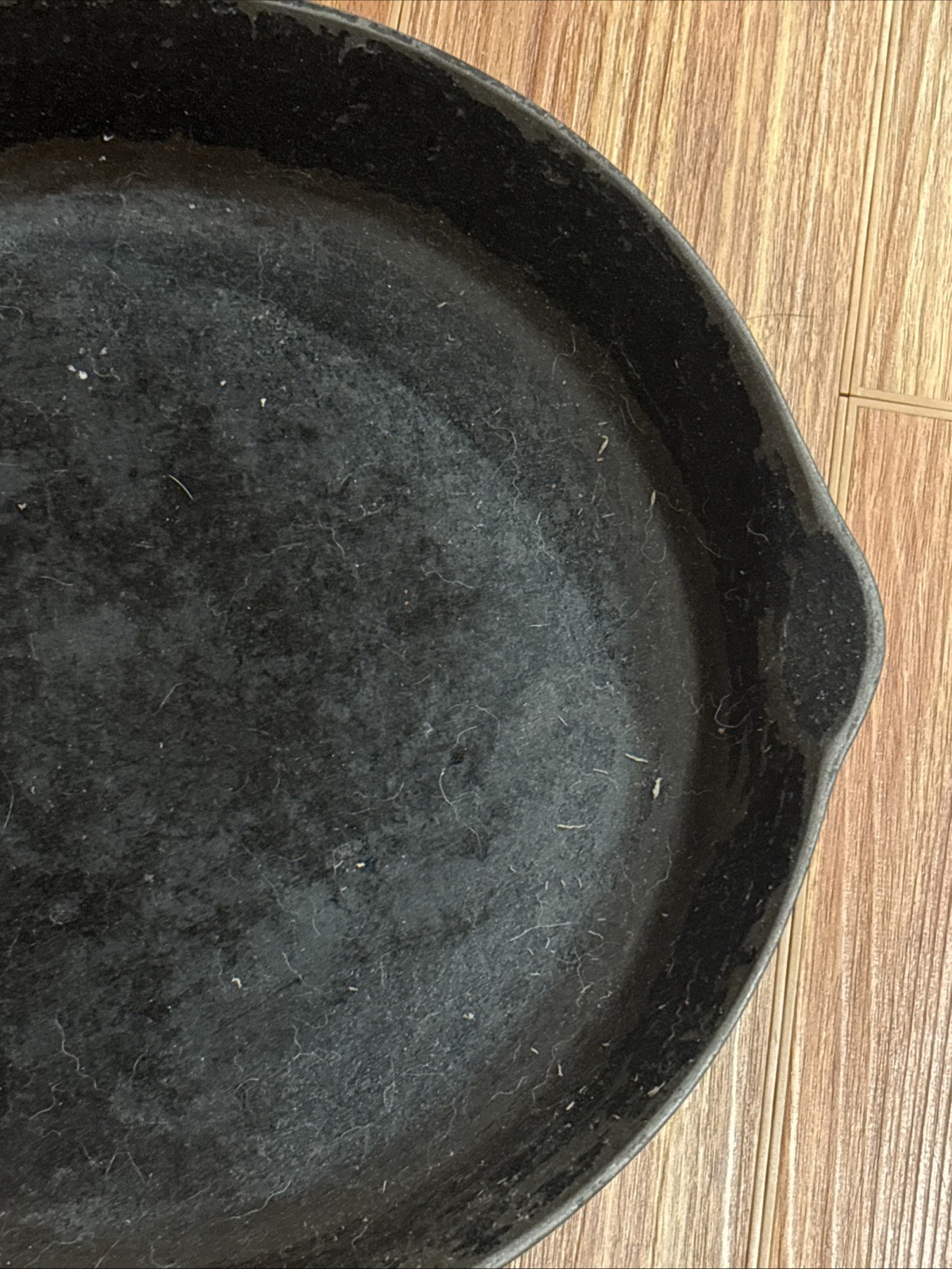 Antique Martin Stove & Range Company Cast Iron No. 8 Skillet - Hamburger Logo