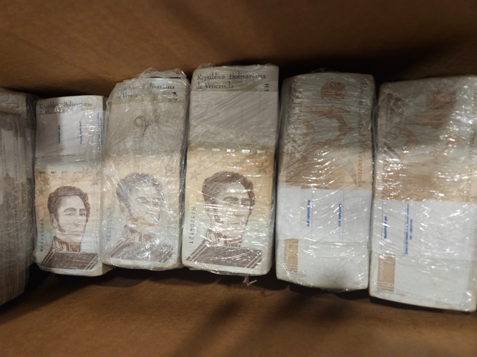 1000x Venezuela 1 Million Bolivar Soberano Banknotes Brick Bolivares Bundle!