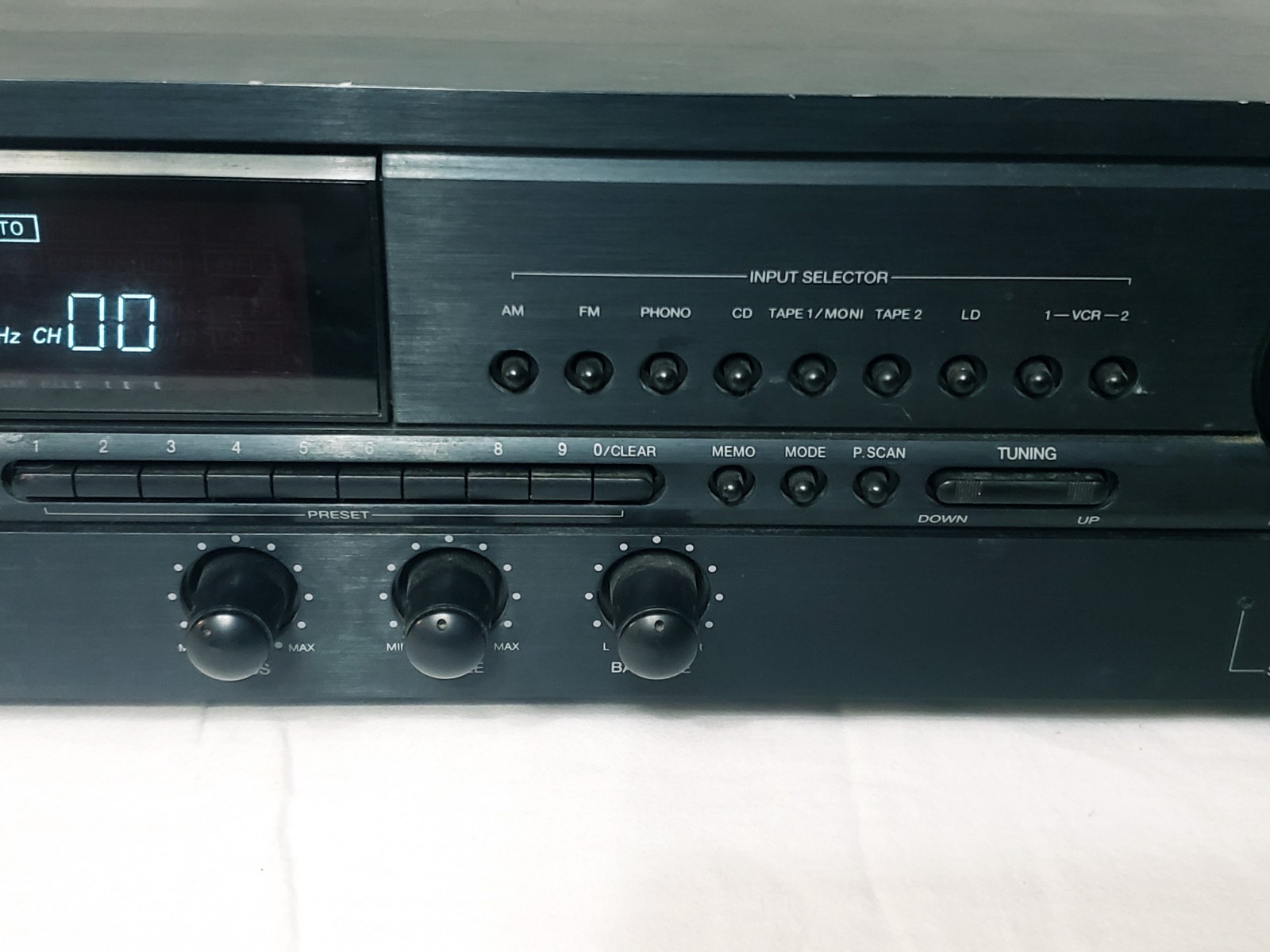 CARVER CT-23 PREAMPLIFIER TUNER WORKING NO REMOTE RACK MOUNT
